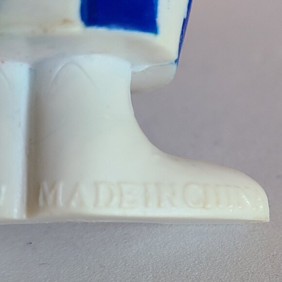 Vintage Hawaiian‎ Punch Punchy Multi-Color 1990's Keychain Collectible Unisex - Picture 7 of 7